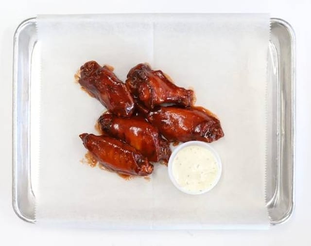 5 pcs. Smoked Buffalo Wings Combo Special.